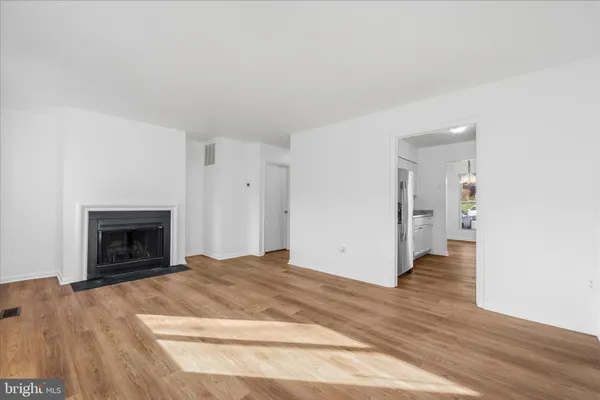 $2,450 | 6911 Cipriano Woods Court, Lanham, MD 20706
