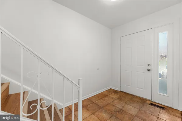 $2,450 | 6911 Cipriano Woods Court, Lanham, MD 20706