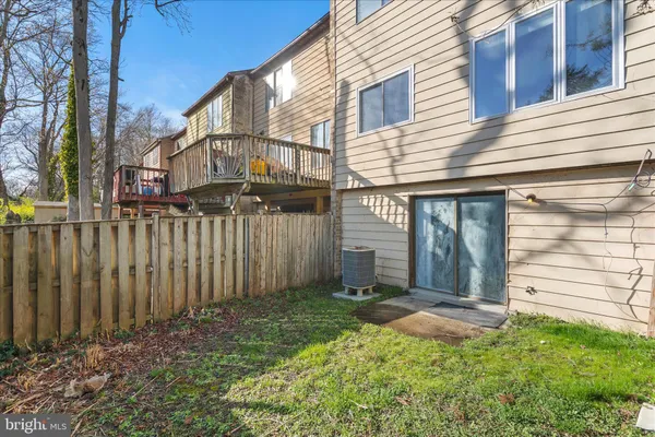 $2,450 | 6911 Cipriano Woods Court, Lanham, MD 20706