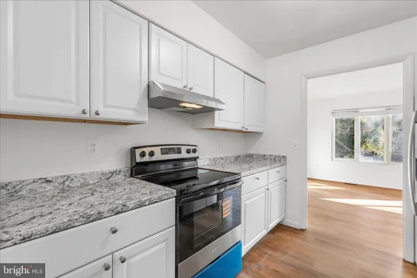 $2,450 | 6911 Cipriano Woods Court, Lanham, MD 20706