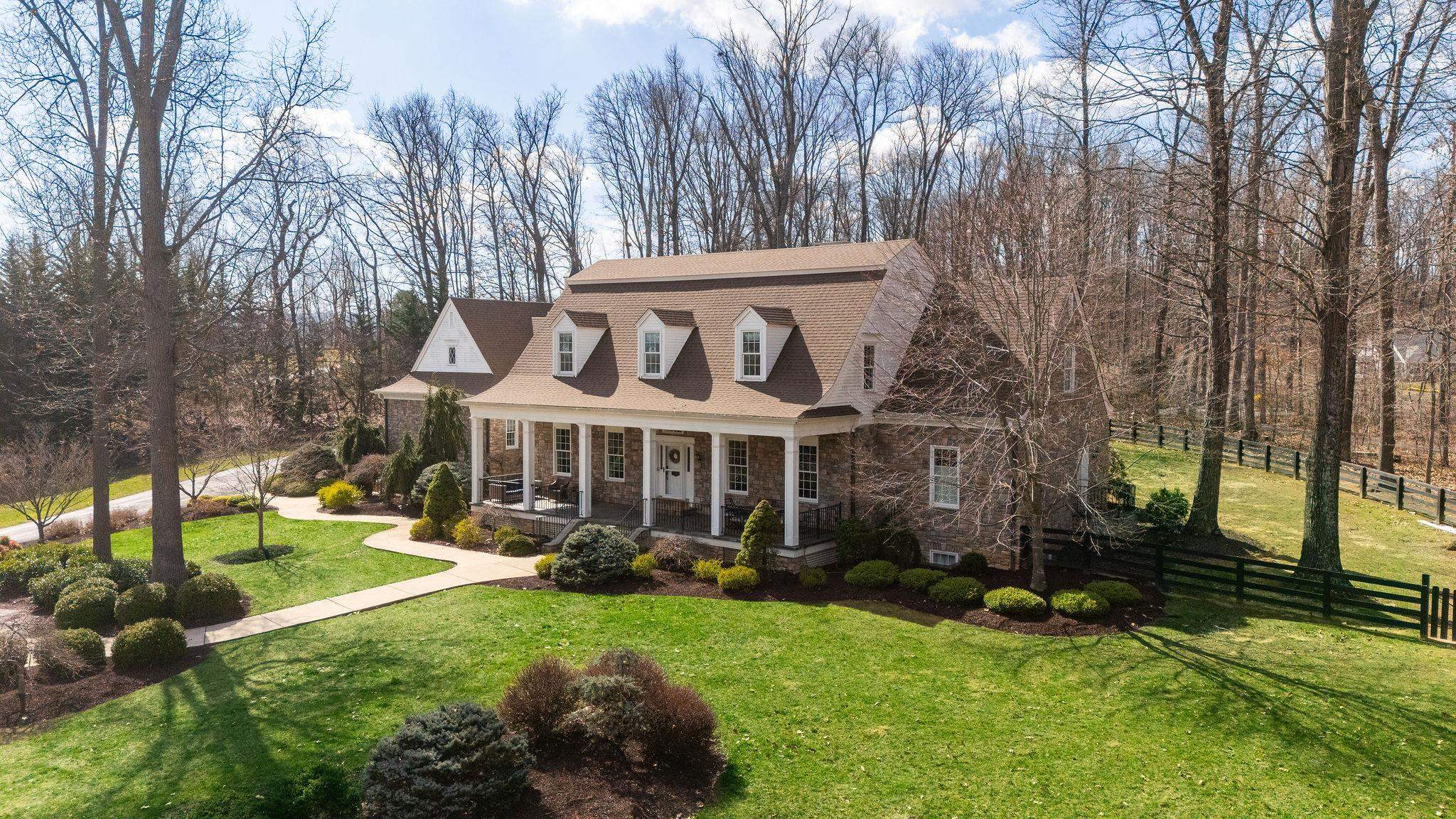 1767 Old Goose Crk Road Waynesboro, VA 22980 - Photo 4 of 75 Gallery Image 4