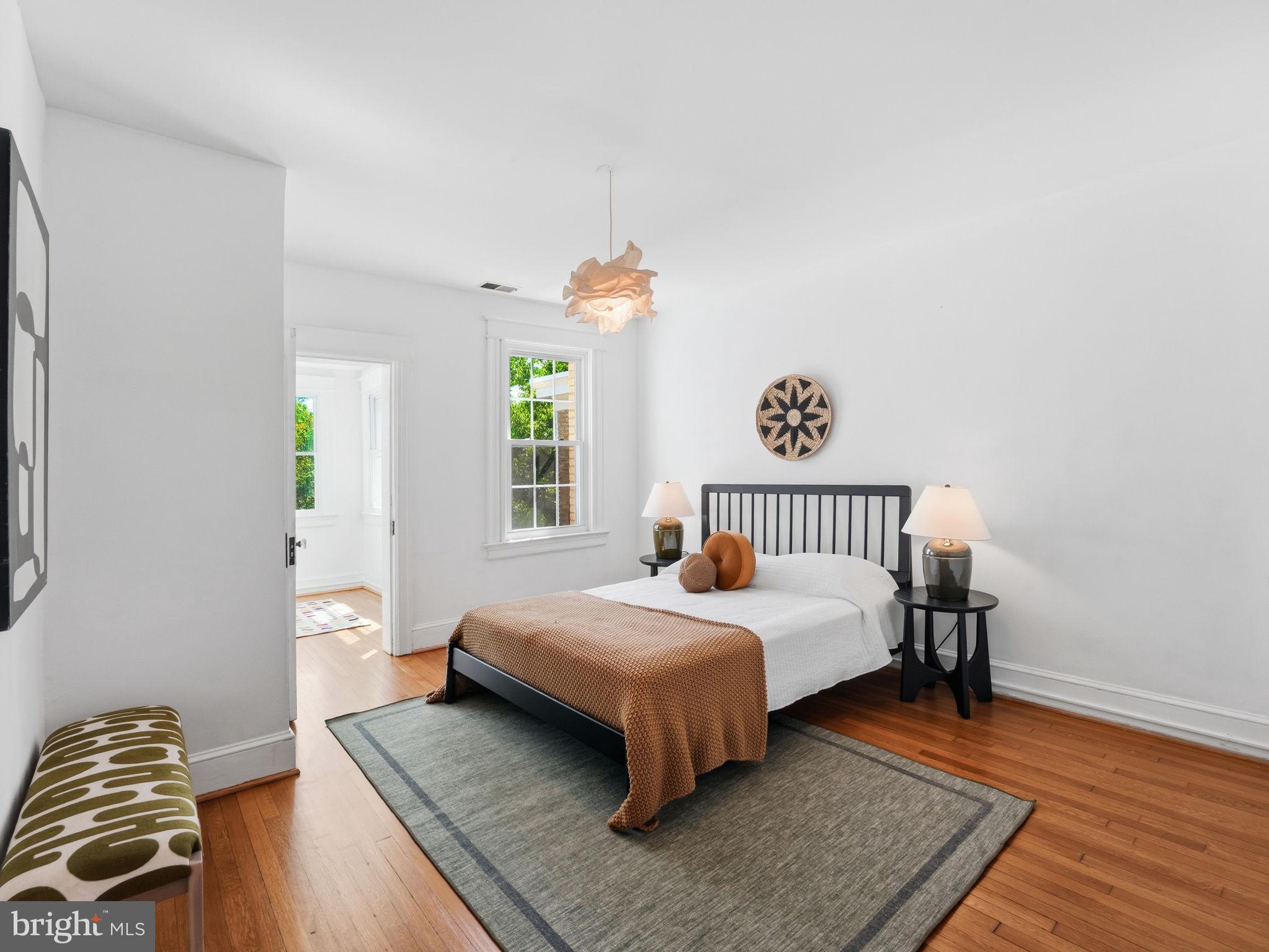 1922 Park Road Northwest Washington, DC 20010 - Photo 16 of 38