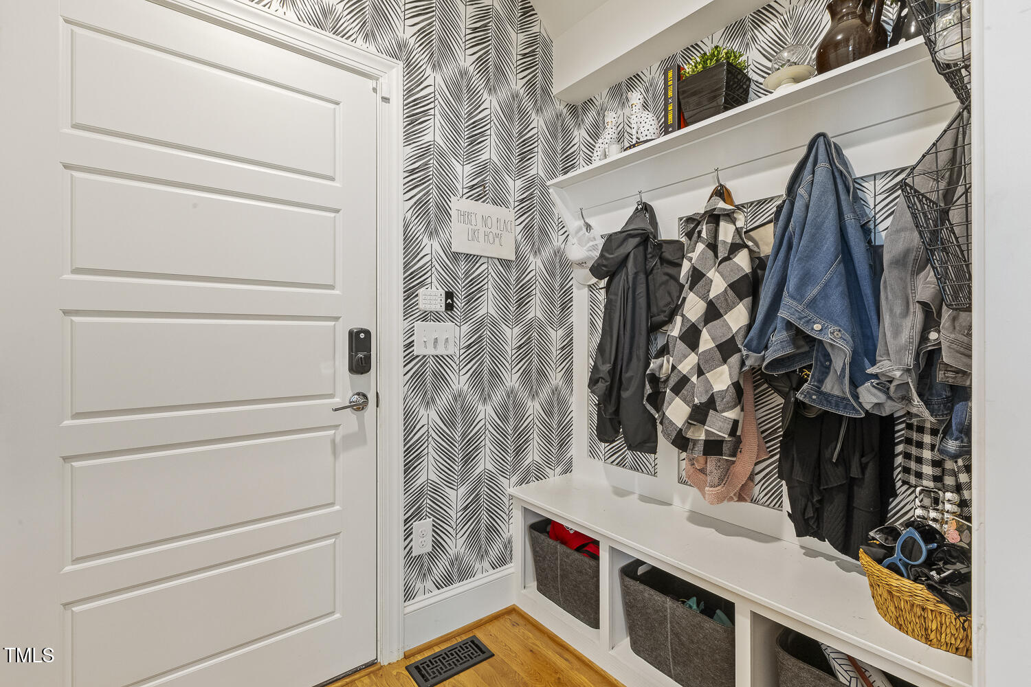 504 Heather Drive Raleigh, NC 27606 - Photo 25 of 48 033