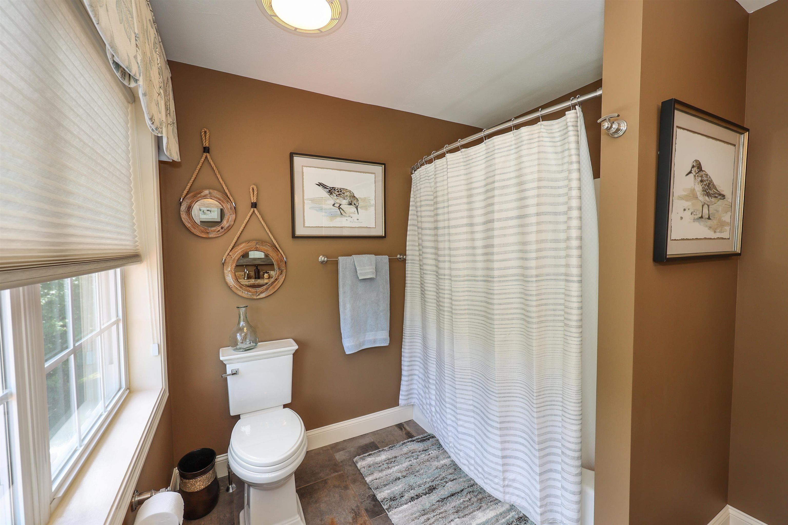 14 Hawk Drive Salem, NH 03079 - Photo 27 of 40