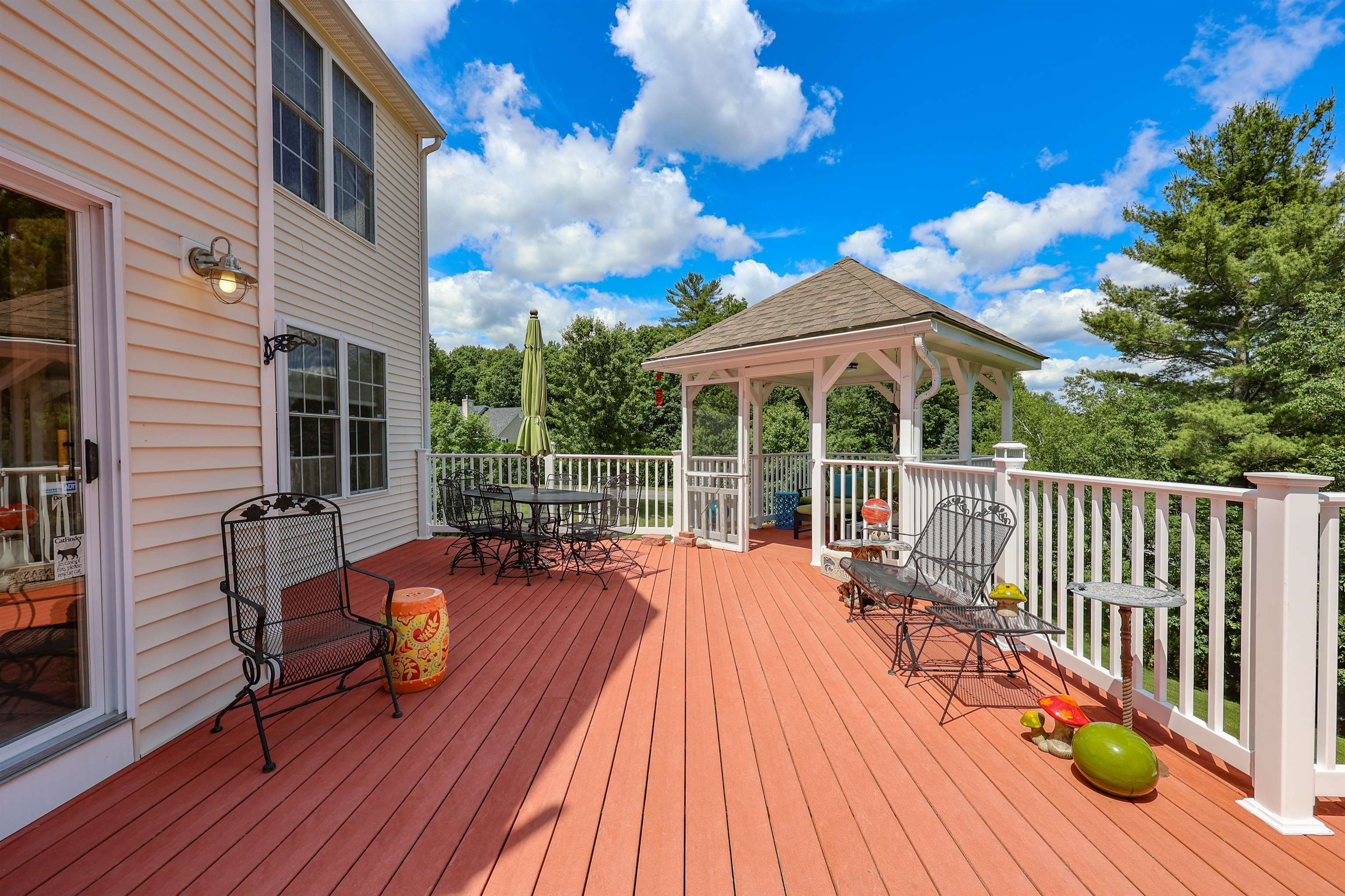 14 Hawk Drive Salem, NH 03079 - Photo 36 of 40