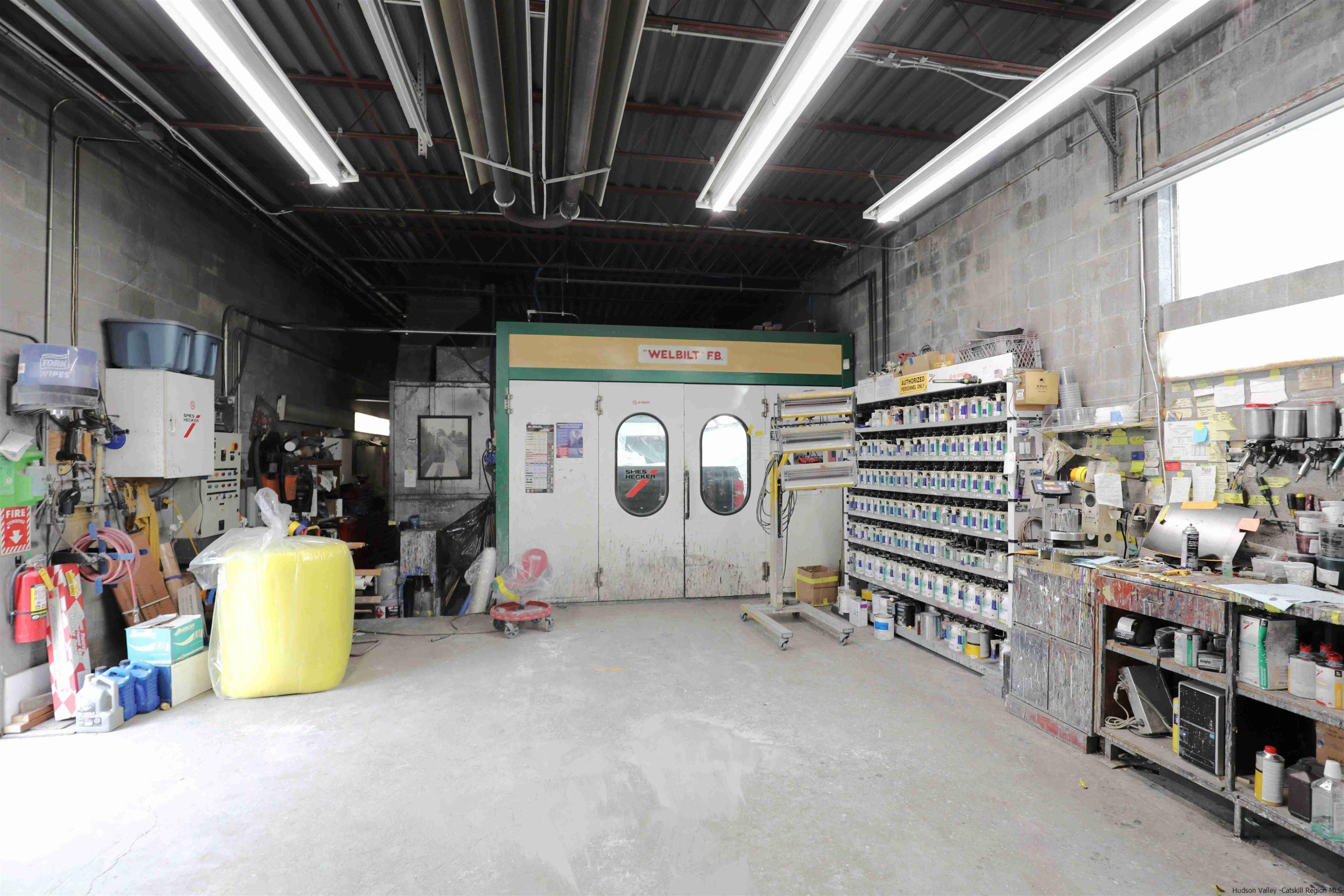 471 Main Street Poughkeepsie, NY 12601 - Photo 14 of 32 Photo 15