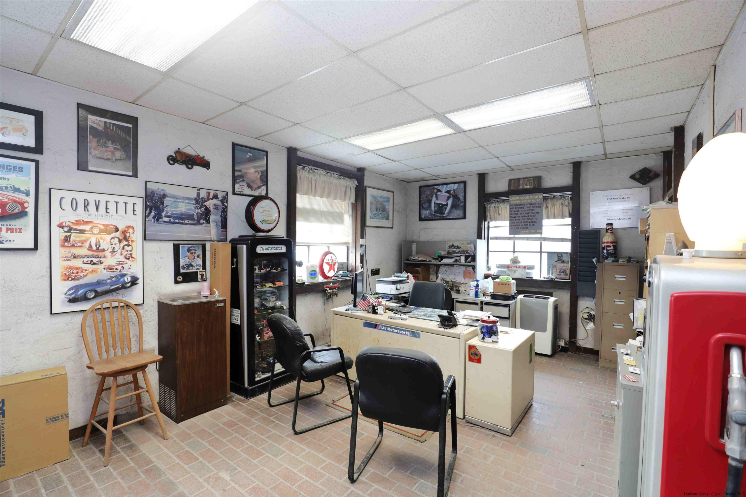 471 Main Street Poughkeepsie, NY 12601 - Photo 6 of 32 Photo 7