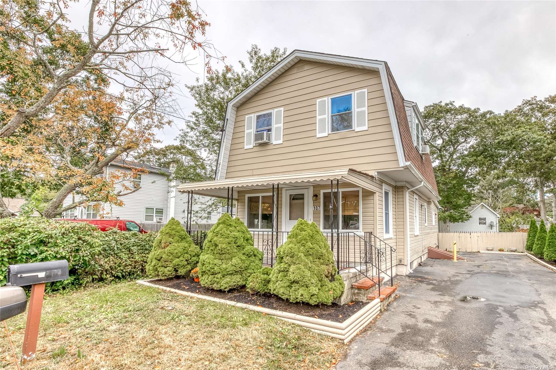 107 Woodside Road Mastic Beach, NY 11951 - Photo 1 of 1 Gallery Image 1