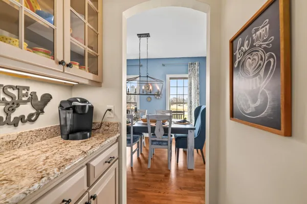 $989,000 | W292N3296 Summerhill Road, Delafield, WI 53072
