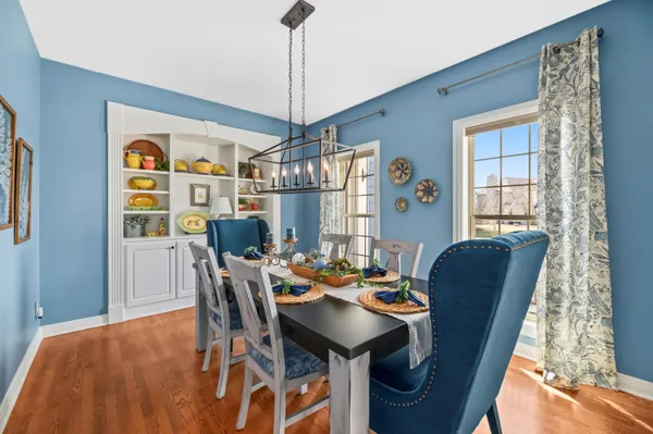 $989,000 | W292N3296 Summerhill Road, Delafield, WI 53072