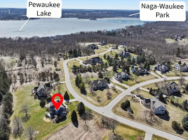 $989,000 | W292N3296 Summerhill Road, Delafield, WI 53072