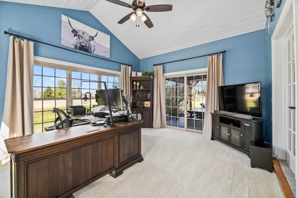 $989,000 | W292N3296 Summerhill Road, Delafield, WI 53072