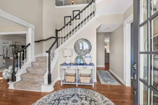 $989,000 | W292N3296 Summerhill Road, Delafield, WI 53072