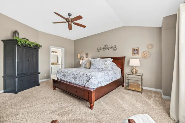 $989,000 | W292N3296 Summerhill Road, Delafield, WI 53072