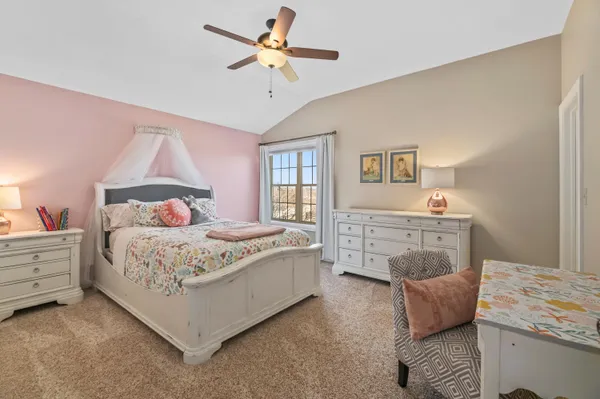 $989,000 | W292N3296 Summerhill Road, Delafield, WI 53072