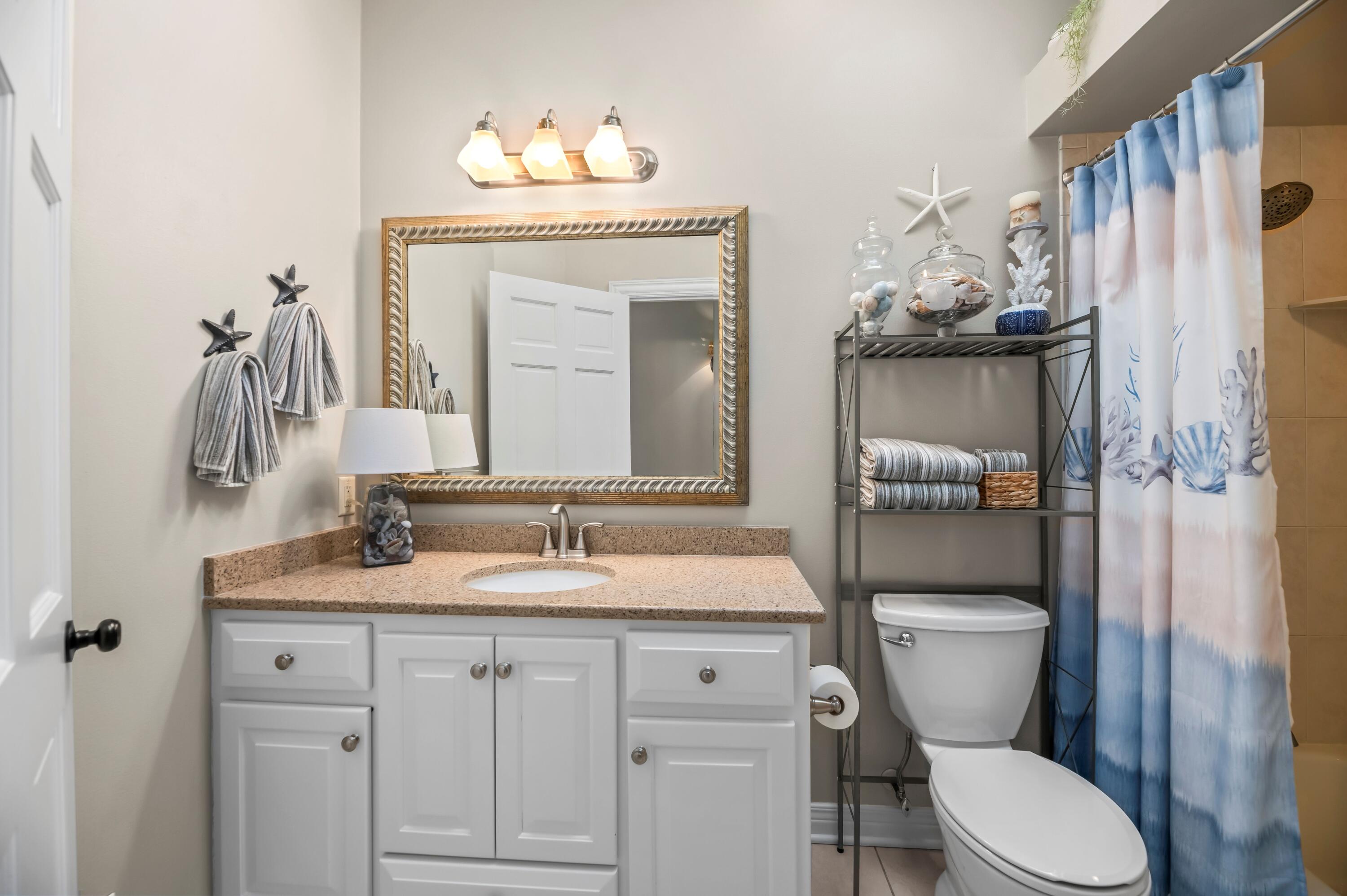 W292N3296 Summerhill Road Delafield, WI 53072 - Photo 38 of 95 DSC_2271