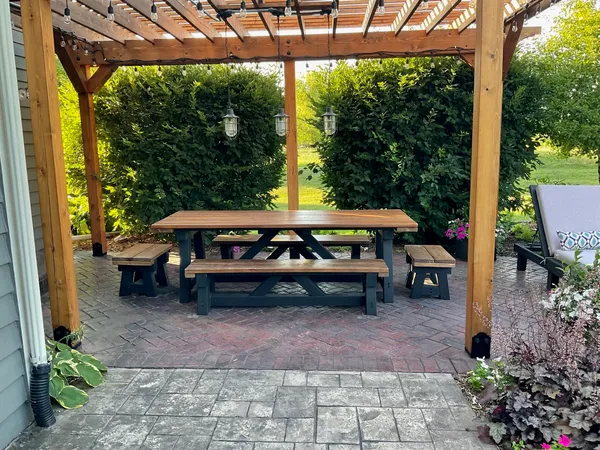 $989,000 | W292N3296 Summerhill Road, Delafield, WI 53072