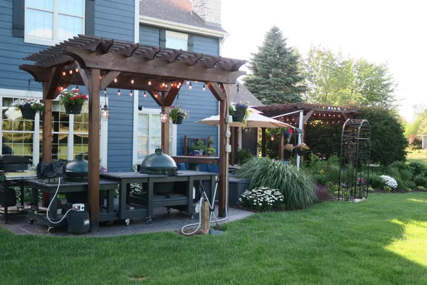 $989,000 | W292N3296 Summerhill Road, Delafield, WI 53072