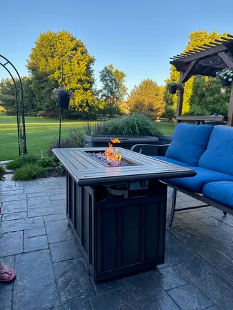 $989,000 | W292N3296 Summerhill Road, Delafield, WI 53072