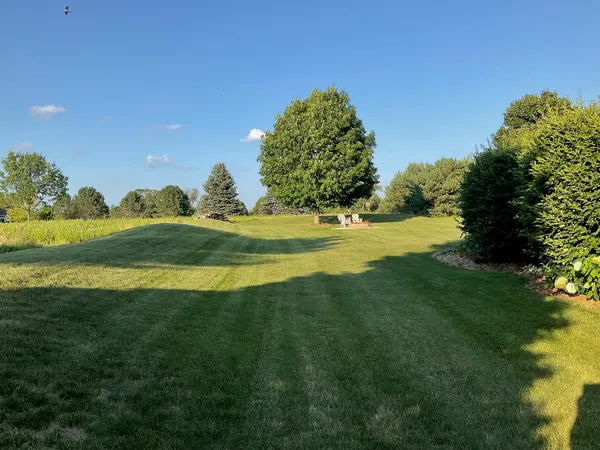 $989,000 | W292N3296 Summerhill Road, Delafield, WI 53072