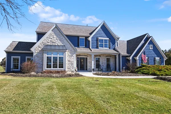 $989,000 | W292N3296 Summerhill Road, Delafield, WI 53072