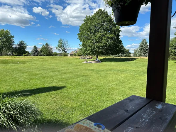 $989,000 | W292N3296 Summerhill Road, Delafield, WI 53072