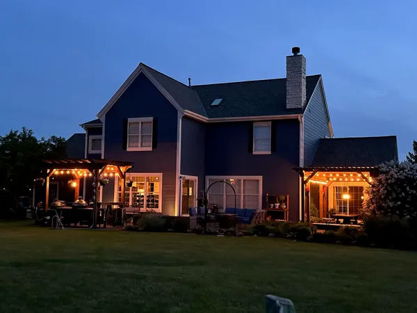 $989,000 | W292N3296 Summerhill Road, Delafield, WI 53072