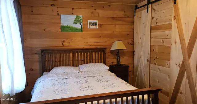 $384,900 | 167 Park Johnsburg Ny 12843, Johnsburg, NY 12843