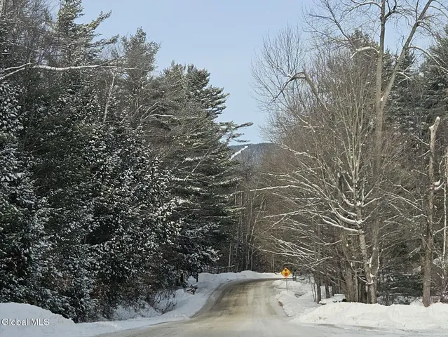 $384,900 | 167 Park Johnsburg Ny 12843, Johnsburg, NY 12843