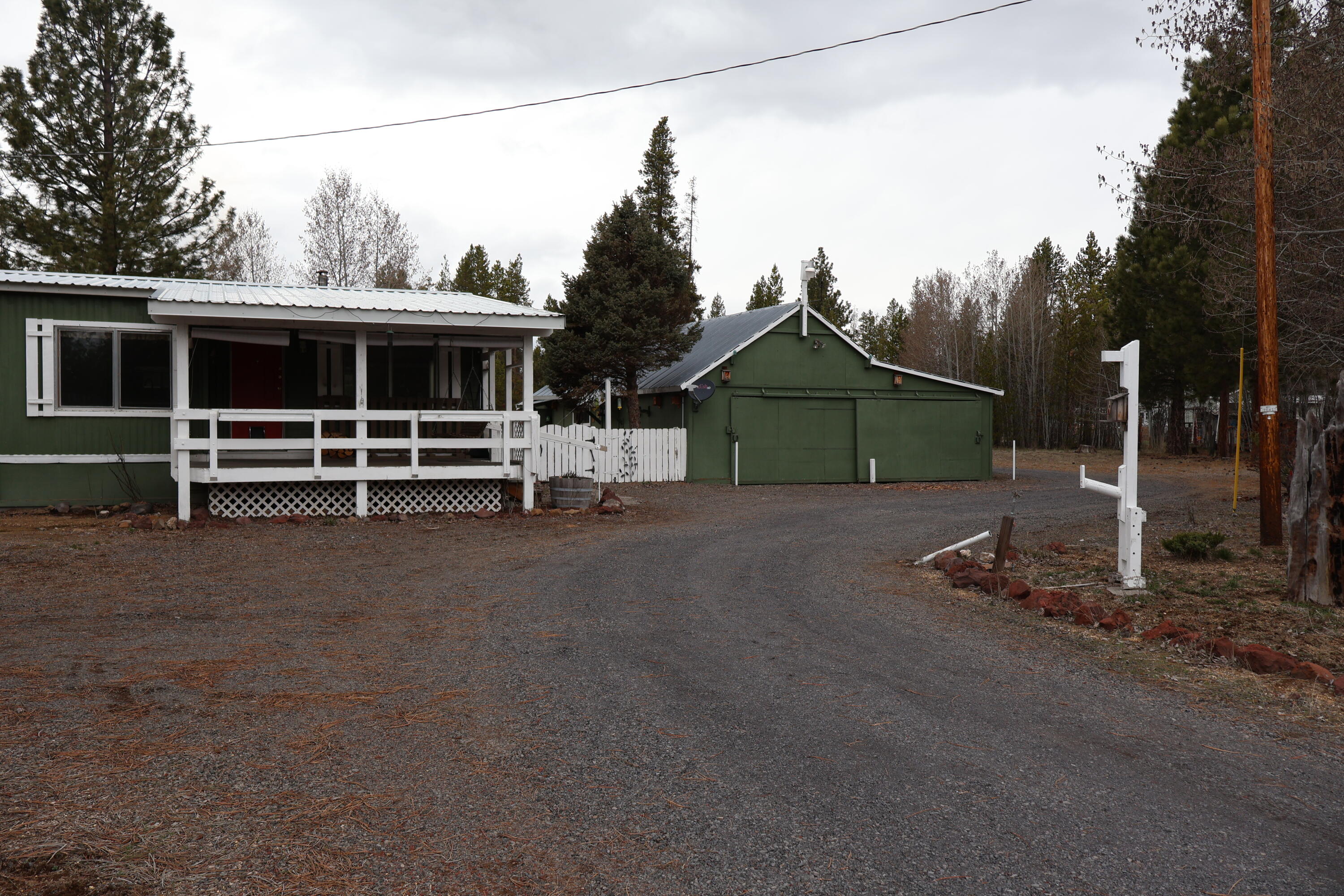 147354 Bills Road Gilchrist, OR 97737 - Photo 4 of 42 IMG_0241