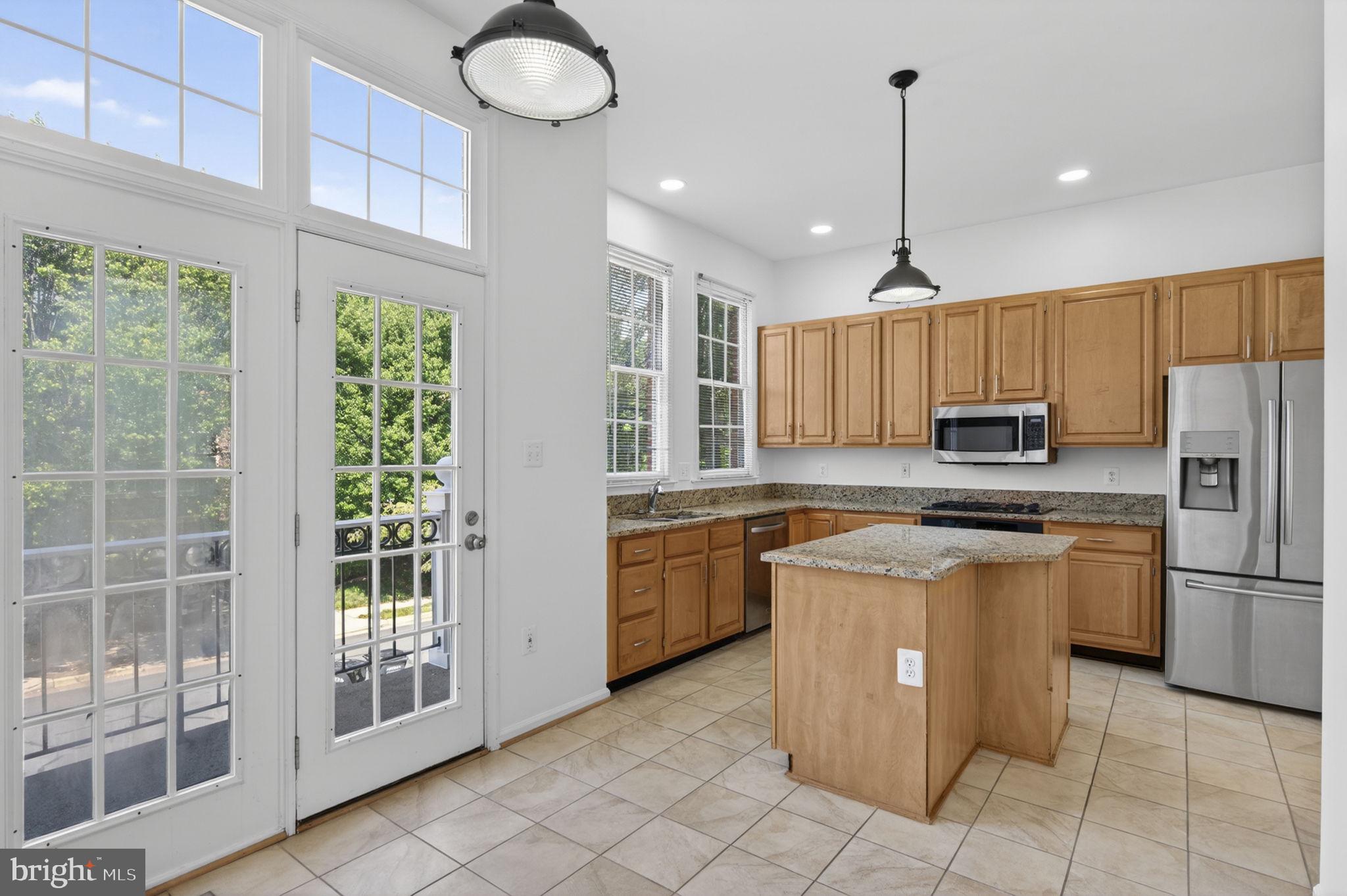 47697 Whirlpool Square Sterling, VA 20165 - Photo 12 of 52