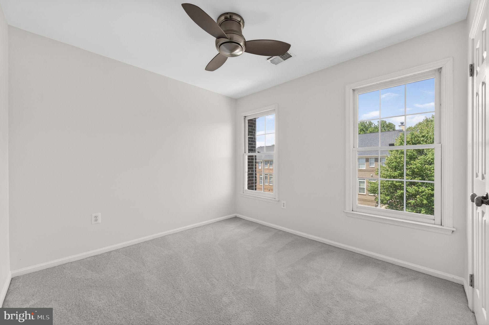 47697 Whirlpool Square Sterling, VA 20165 - Photo 27 of 52