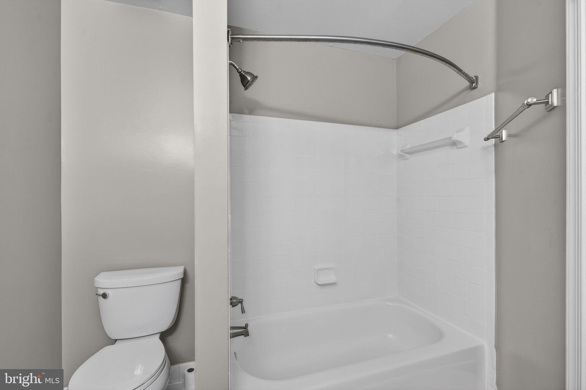 47697 Whirlpool Square Sterling, VA 20165 - Photo 30 of 52