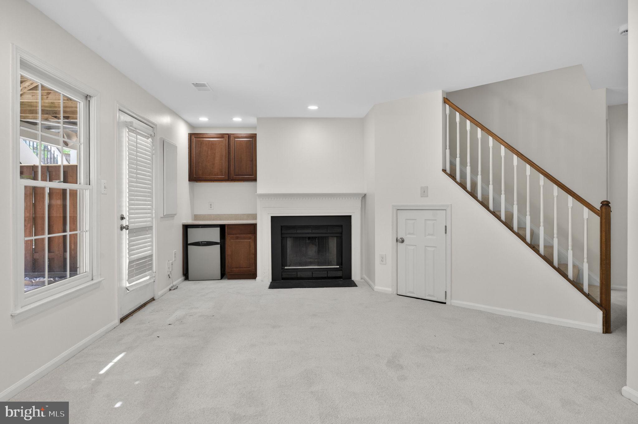 47697 Whirlpool Square Sterling, VA 20165 - Photo 34 of 52