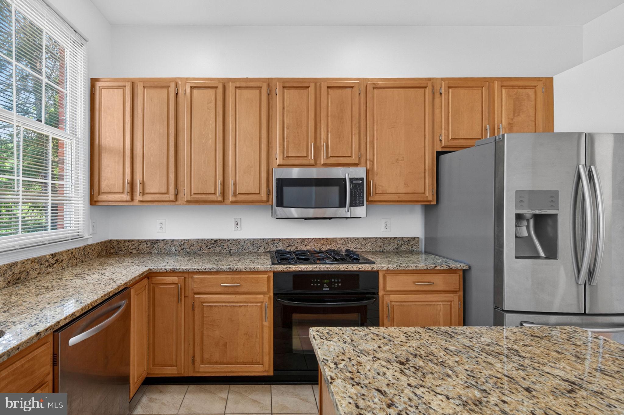 47697 Whirlpool Square Sterling, VA 20165 - Photo 8 of 52