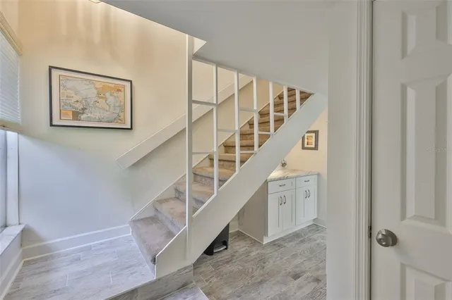 $212,000 | 1028 Apollo Beach Boulevard, Unit 8, Apollo Beach, FL 33572