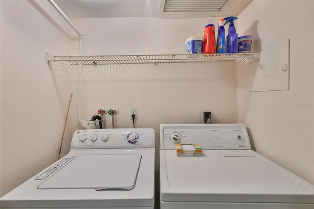 $212,000 | 1028 Apollo Beach Boulevard, Unit 8, Apollo Beach, FL 33572