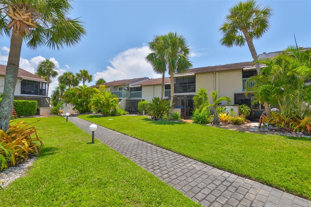 1028 Apollo Beach Boulevard, Unit 8 Apollo Beach, FL 33572 - Photo 32 of 33