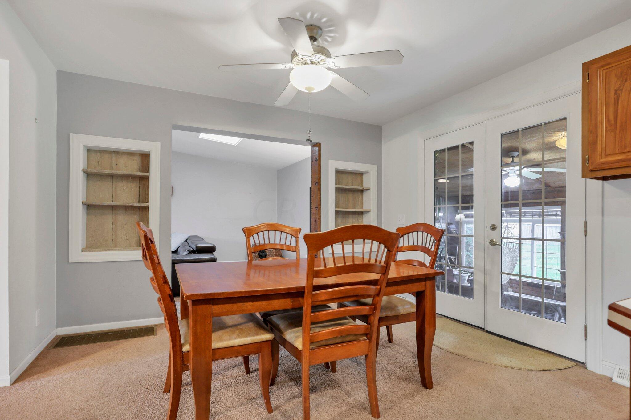 4708 Watkins Road Southwest Pataskala, OH 43062 - Photo 18 of 68 Dining Room