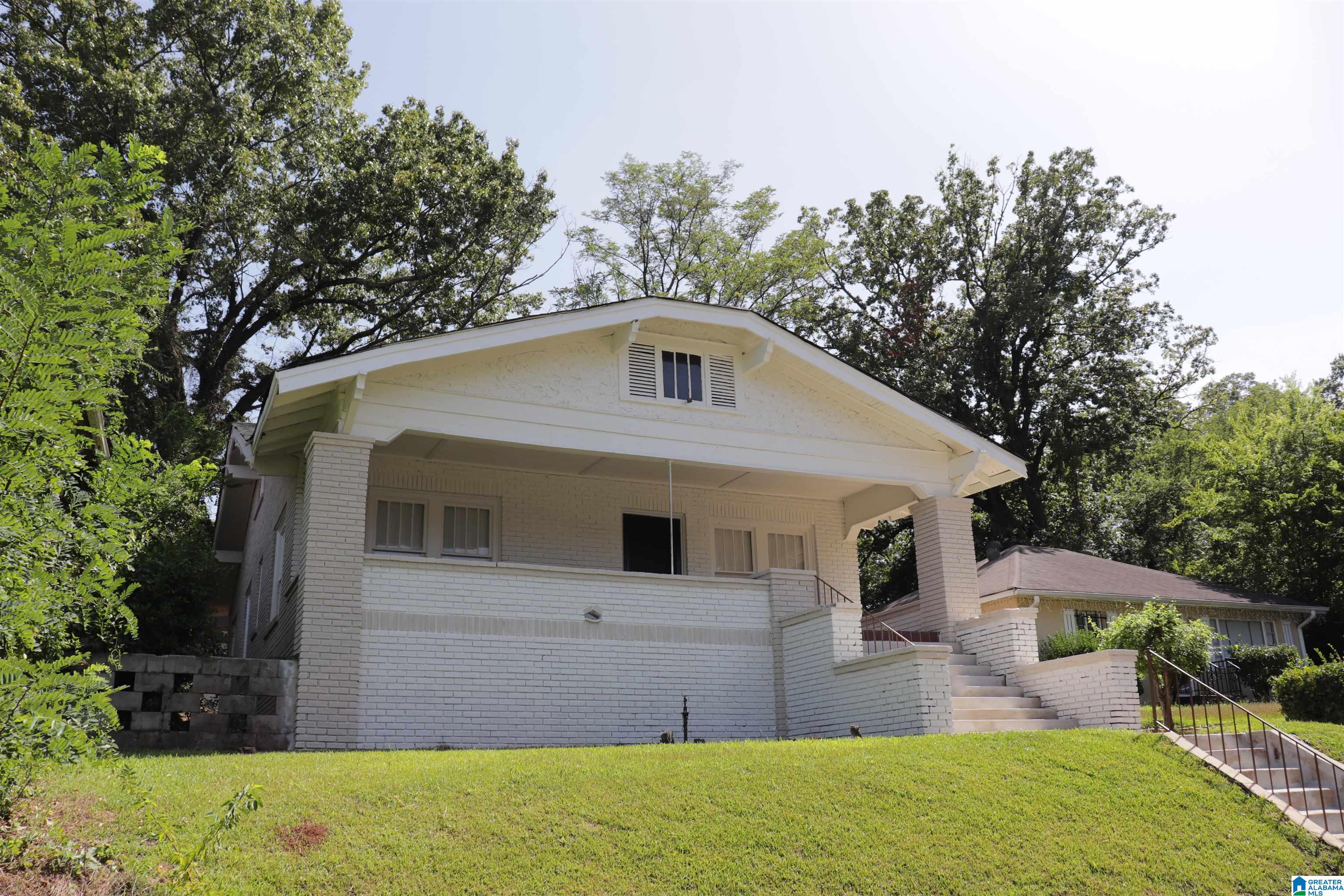 1625 30th Street Southwest Birmingham, AL 35208 - Photo 2 of 27