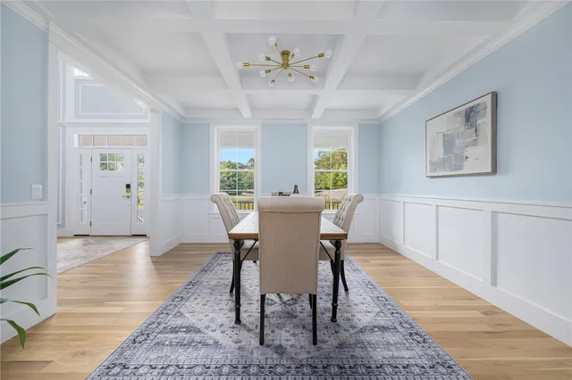 $2,499,000 | 35 Beech Crest Road, East Greenwich, RI 02818