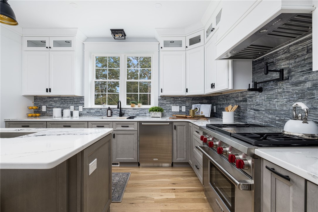 35 Beech Crest Road East Greenwich, RI 02818 - Photo 19 of 49