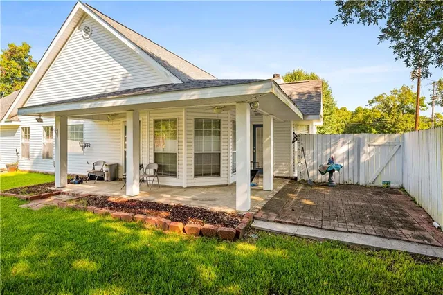 $225,000 | 484 Spring Bayou Road, Marksville, LA 71351