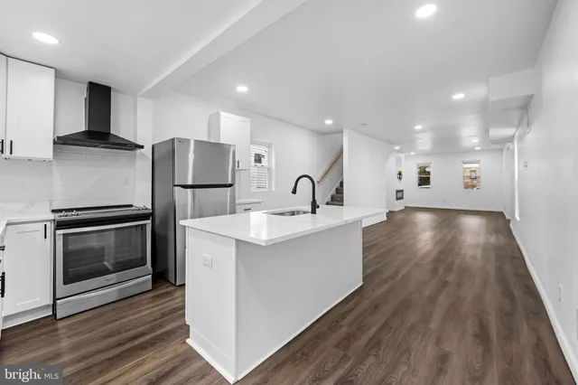 $370,000 | 518 Harwood Avenue, Baltimore, MD 21212