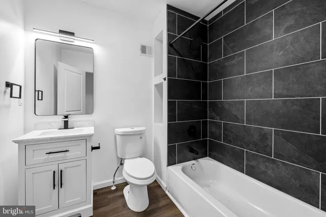 $370,000 | 518 Harwood Avenue, Baltimore, MD 21212