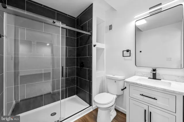 $370,000 | 518 Harwood Avenue, Baltimore, MD 21212