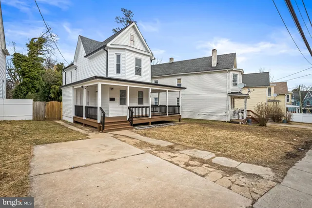 $370,000 | 518 Harwood Avenue, Baltimore, MD 21212