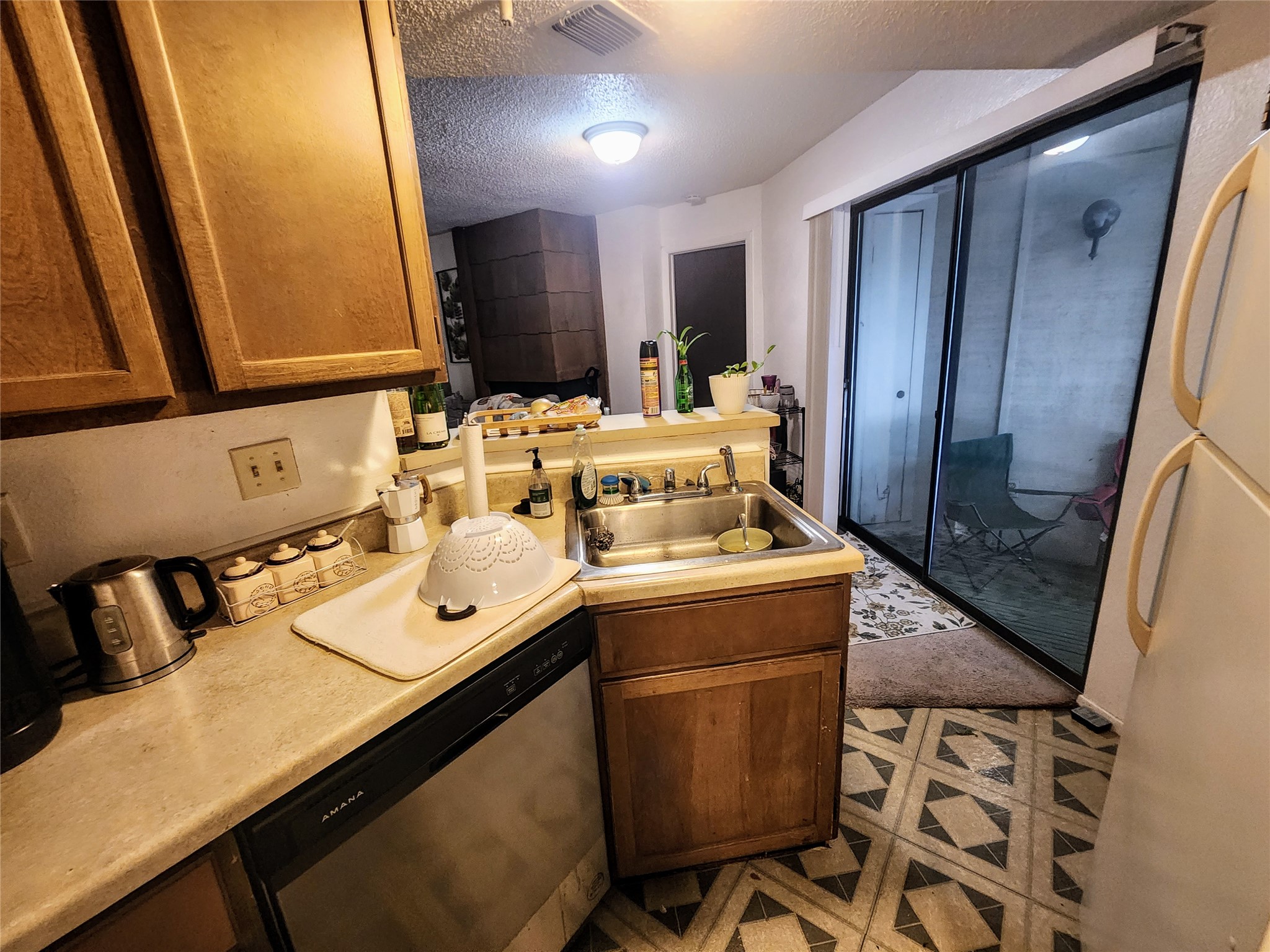 701 West 25th Street, Unit 4 Austin, TX 78705 - Photo 5 of 6