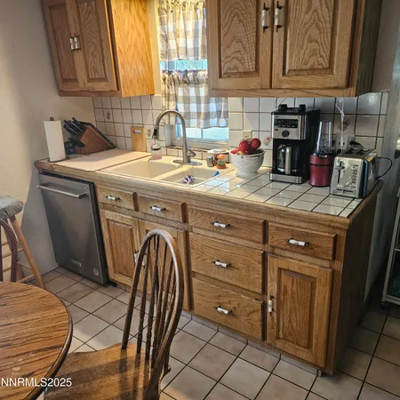 $299,000 | 1385 South Bridge Street, Winnemucca, NV 89445