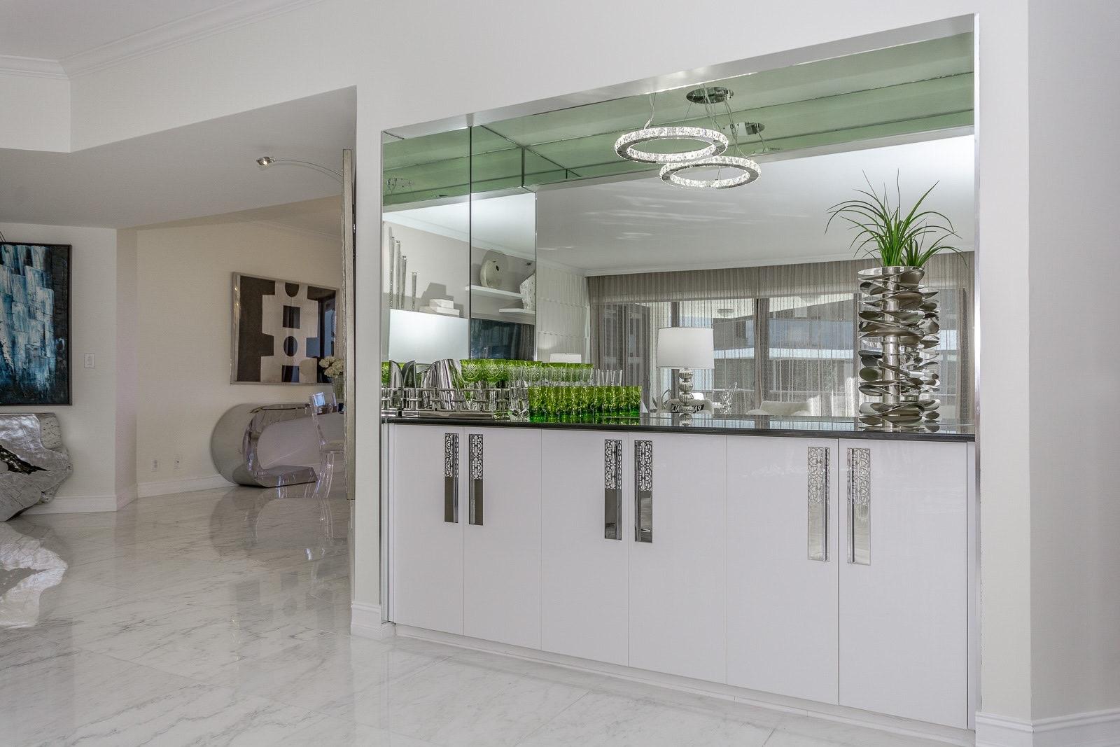 3120 South Ocean Boulevard, Unit 3202 Palm Beach, FL 33480 - Photo 11 of 46 BAR AREA